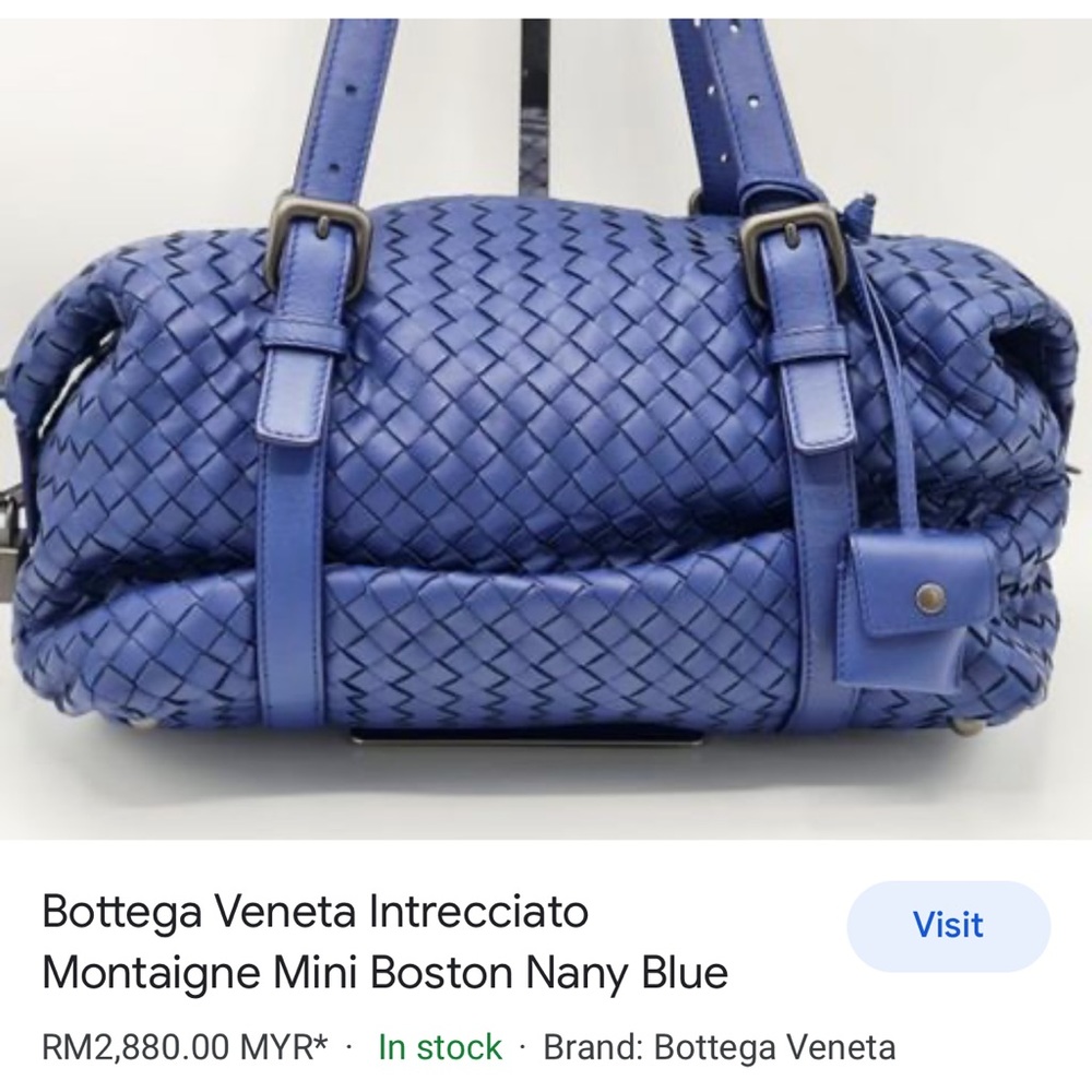 Bottega Veneta Intrecciato
Montaigne Mini Boston Nany Blue!!